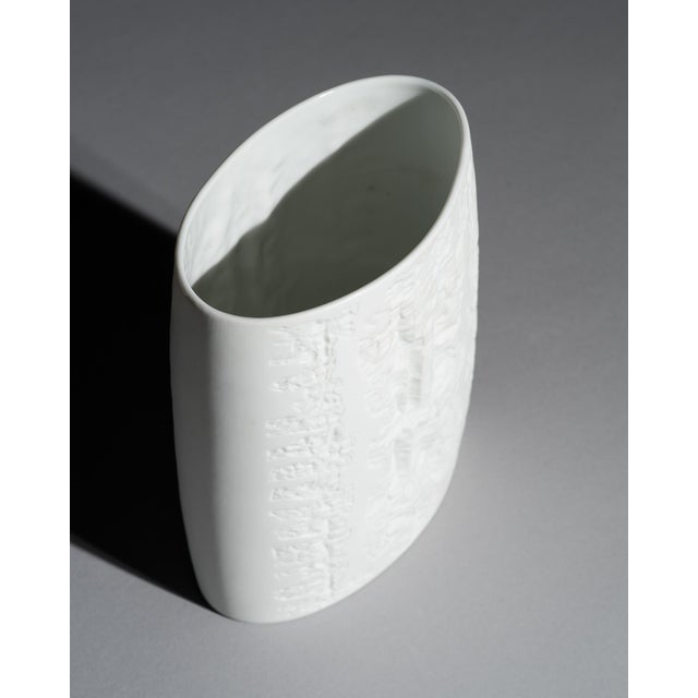 White Bisque Porcelain Vases by Werner Schreib, Martin Freyer and Werner Uhl for Rosenthal, 1970s, Set of 3 For Sale - Image 14 of 18