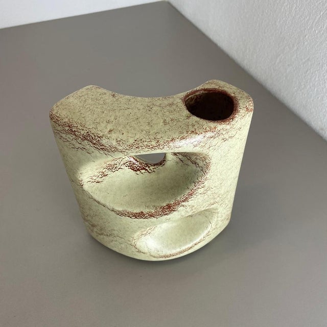 Beige Ceramic Studio Pottery Vase from Bertoncello Ceramics, Schiavon, Italy, 1970s, Set of 2 For Sale - Image 8 of 18
