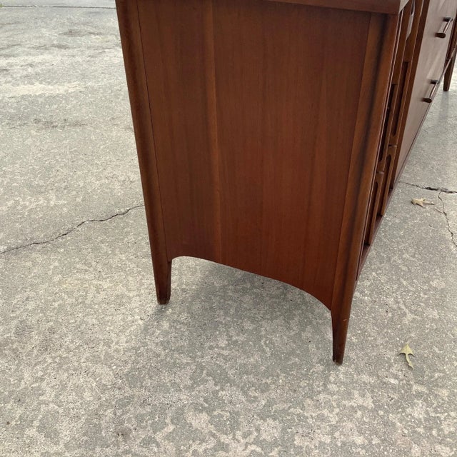 Wood 1970s Prospects by Kent Coffey MCM Dresser For Sale - Image 7 of 18