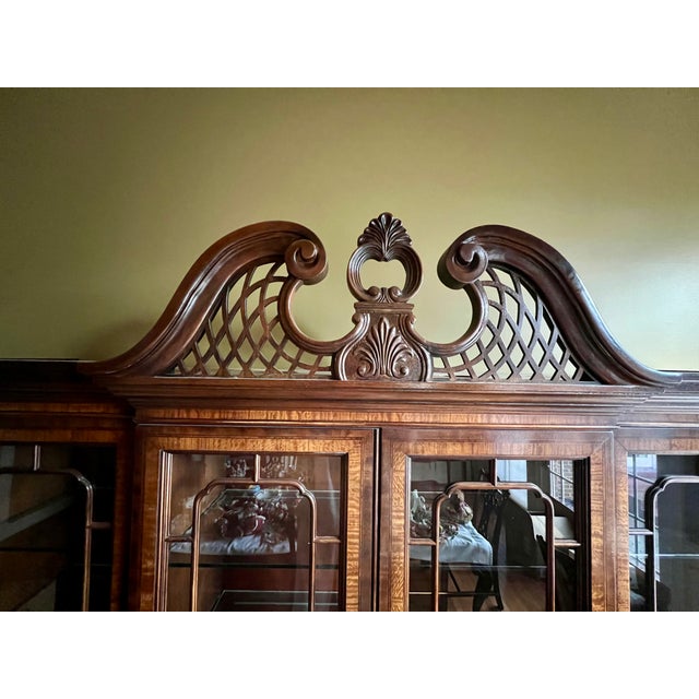 Brown Early 21st Century China Display Cabinet by Drexel Heritage For Sale - Image 8 of 12