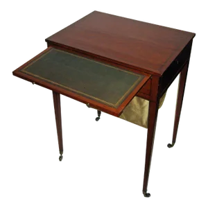 18th century Hepplewhite Satinwood Writing Table with Work with Silk Basket