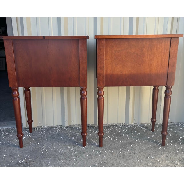 1990s 1990s The Bombay Company Federal Style Cherry Bow Front Tables Nightstands - a Pair For Sale - Image 5 of 12