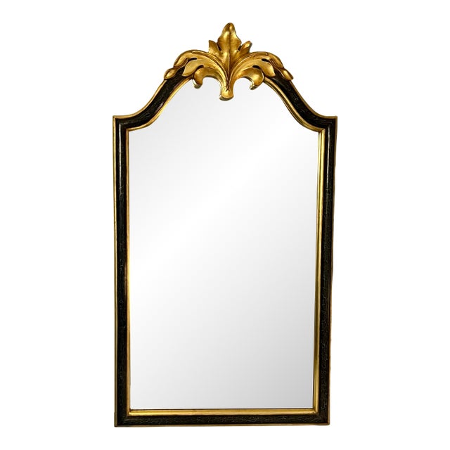 1960s Hollywood Regency Neoclassical Giltwood Wall Mirror With Acanthus Crest For Sale