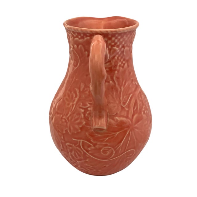 Late 20th Century Rare Bordallo Pinheiro Portugal Coral Orange Grape Vine 9” Pitcher Ceramic Neiman-Marcus For Sale - Image 5 of 7