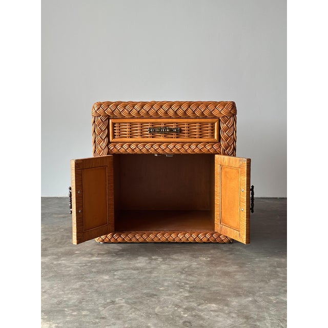 Woven Wicker Nightstand With Braided Rope Trim, 1980s For Sale - Image 9 of 17