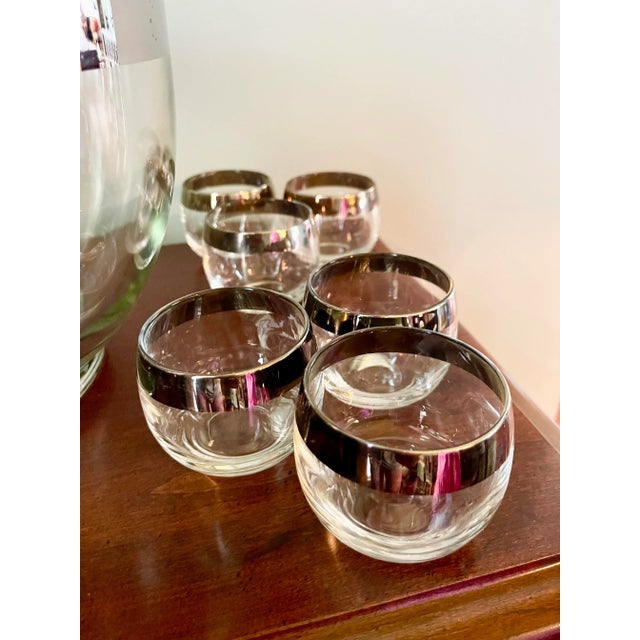 Glass Mid 20th Century Dorothy Thorpe Style Roly Poly Punch Bowl With 12 Roly Poly Cups - Set of 13 For Sale - Image 7 of 8