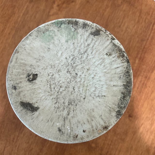 Vintage American Primitive Two-Toned Glazed Stoneware Crock For Sale In Chicago - Image 6 of 12