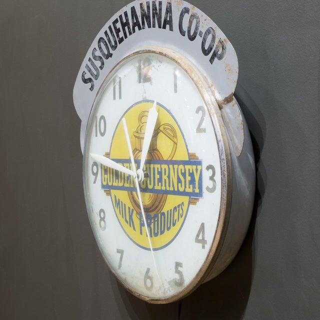 Mid-Century Modern Mid-Century Illuminated "Golden Guernsey Milk Products" Advertising Wall Clock c.1950 For Sale - Image 3 of 5