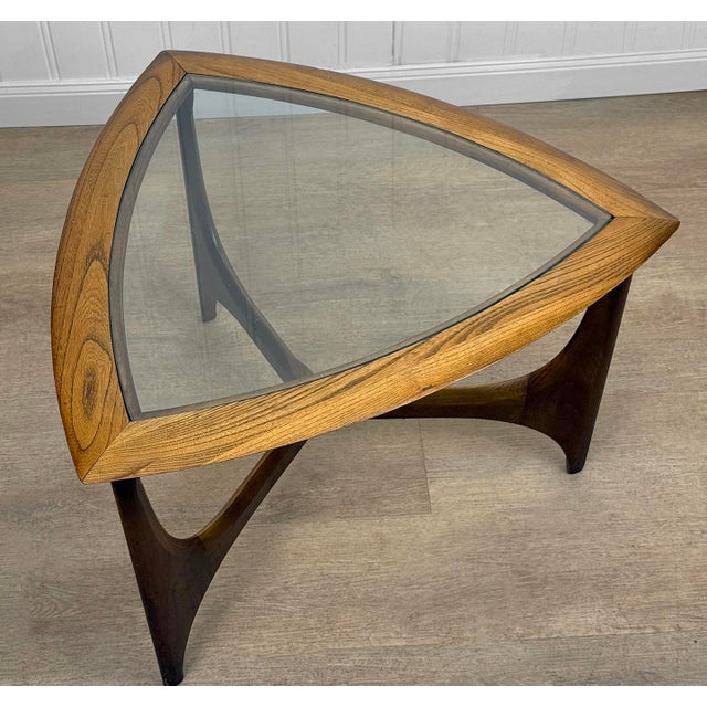 Wood Mid-Century Walnut Sculptural Guitar Pick Side Table by Lane For Sale - Image 7 of 13