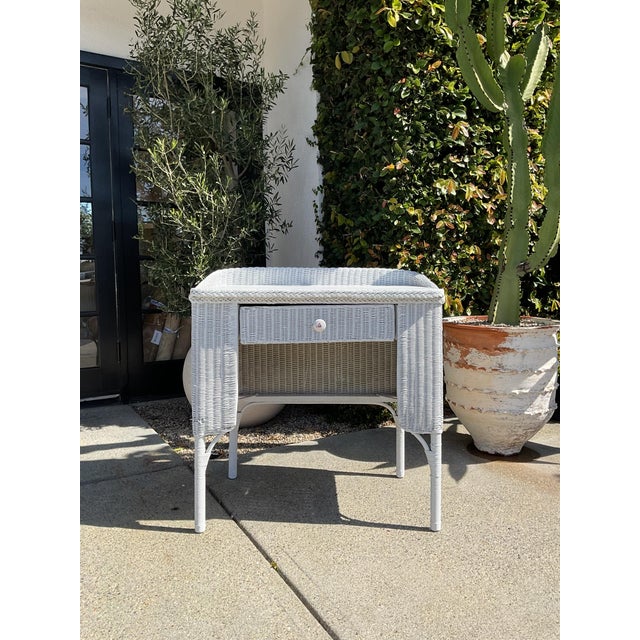Vintage White Wicker Writing Desk / Vanity Table With Drawer For Sale In Los Angeles - Image 6 of 15