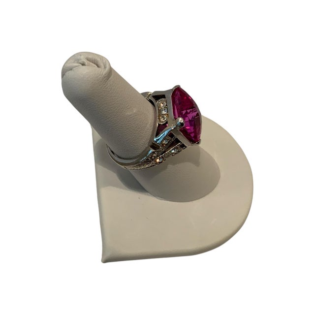 Traditional 1990s Sterling Silver 925 Princess Cut Pink Sapphire Diamond Cocktail Ring, Size 7.5 For Sale - Image 3 of 4