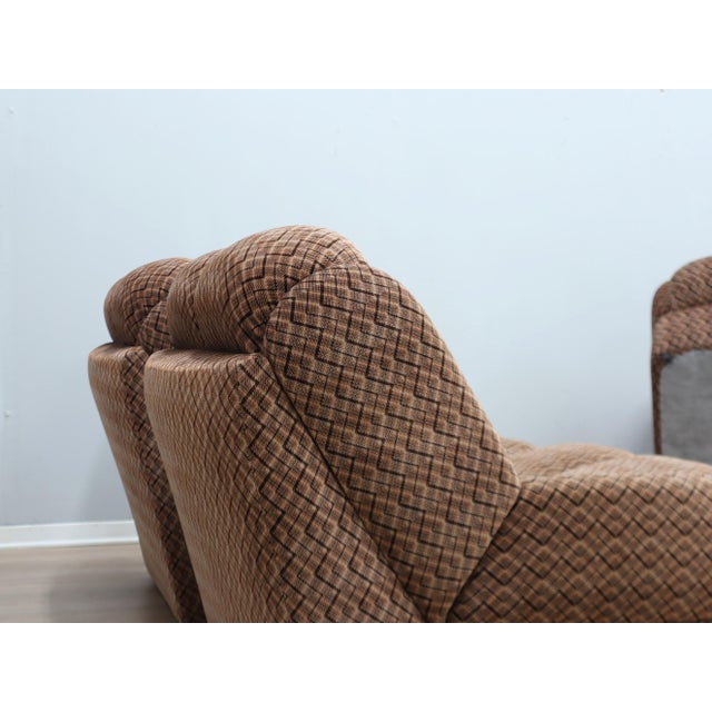 1970s Vintage Italian Flower-Inspired Modular Sofa, 1970s, Set of 4 For Sale - Image 5 of 14