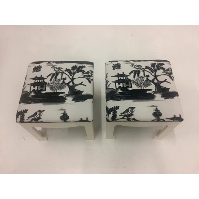 1970s Vintage Hollywood Regency Ottomans- A Pair For Sale In Philadelphia - Image 6 of 13