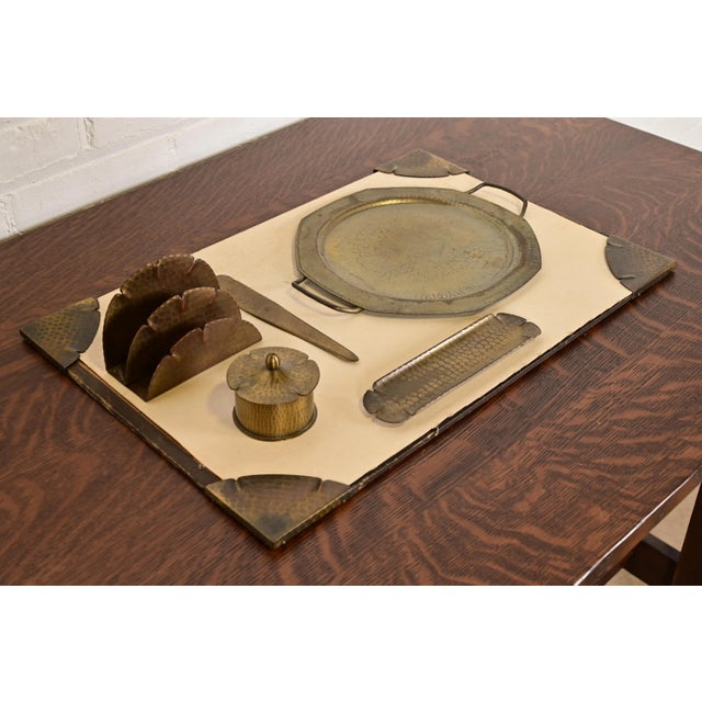 Roycroft Arts & Crafts Hammered Brass Over Copper Inkwell, Circa 1920s For Sale - Image 10 of 11
