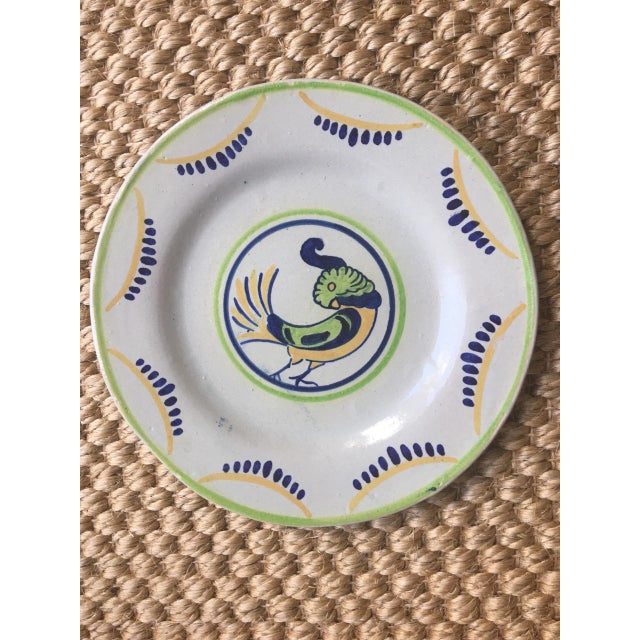 Vintage French faience plate of cockatoo parrot is in excellent condition. It is a heavy plate with it's charming bird...