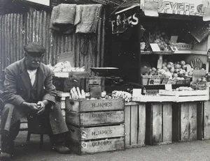 1950s Fyffes Uk Street Vendor Photograph