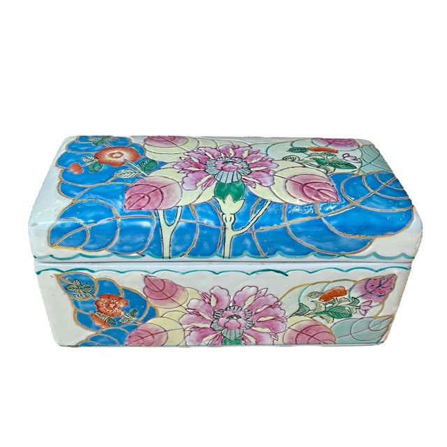 Mid 20th Century “Tobacco Leaf” Ceramic Box For Sale - Image 9 of 9