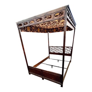 Vintage Chinoiserie Queen Size Canopy Bed with Schumacher Fabric For Sale