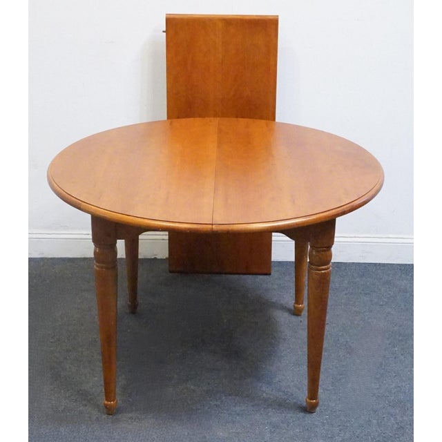 Thomasville Furniture Solitaire Collection Early American Style 62" Dining Table 23221-711 For Sale - Image 9 of 12