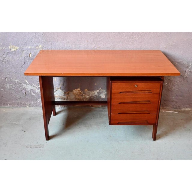 Mid-Century Modern Teak Chest of Drawers by Edmondo Palutari for Dassi, 1960s For Sale - Image 3 of 15