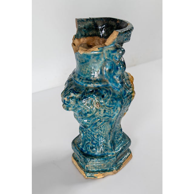 Chinese 20th Century or Earlier Chinese Ming Style Fahua Glazed Dragon Vase For Sale - Image 3 of 15