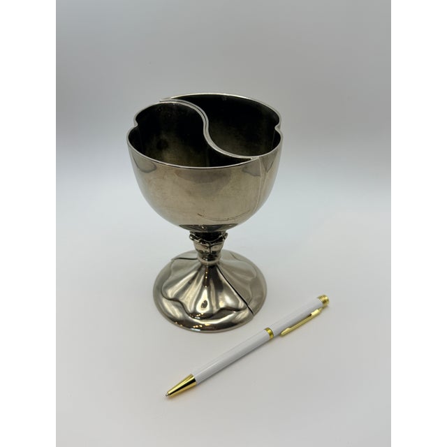 Late 20th Century Vintage Hordon Silverplate Interlocking Heart Toasting Goblets – Pair For Sale - Image 5 of 6
