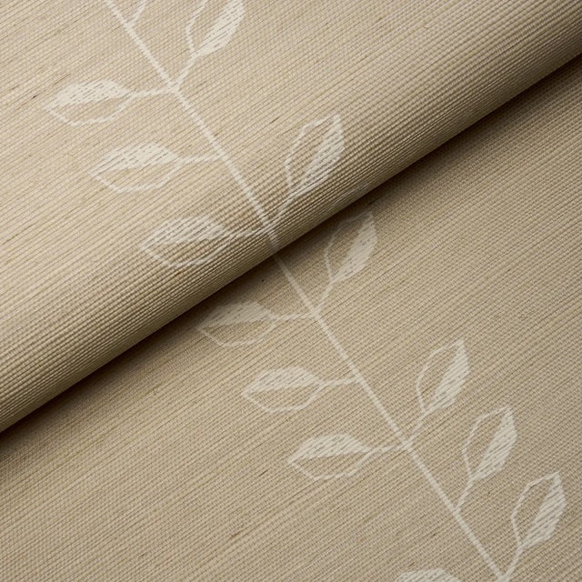 Schumacher SAMPLE - Schumacher Geo Leaf Sisal Wallpaper In Bone & White For Sale - Image 4 of 5