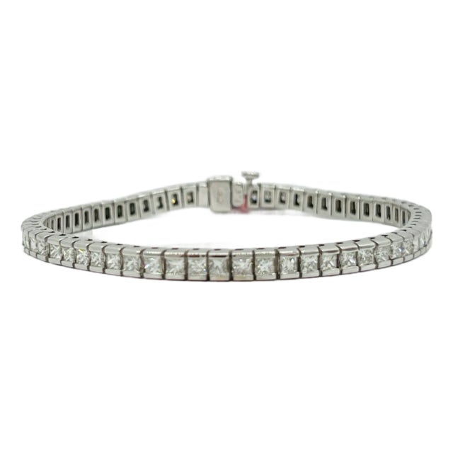 White Diamond Princess Cut Diamond Tennis Bracelet in 14k White Gold For Sale