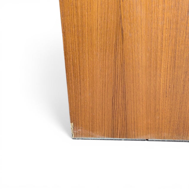 Set of Three Mid-Century Teak Bookcases For Sale - Image 17 of 18
