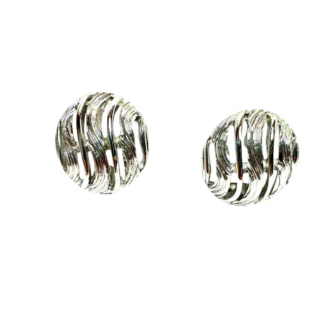 1980s 1980s Kramer Vintage Silver Tone Earrings, A Pair For Sale - Image 5 of 9