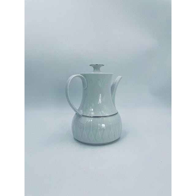 A teapot from the renowned Thomas Germany manufacturer, part of the prestigious Rosenthal Group, from the 1960s and 1970s....