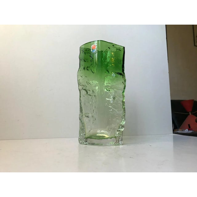 Vintage Green Ice Glass Vase by Kaj Blomqvist for Kumela, 1970s For Sale - Image 13 of 13
