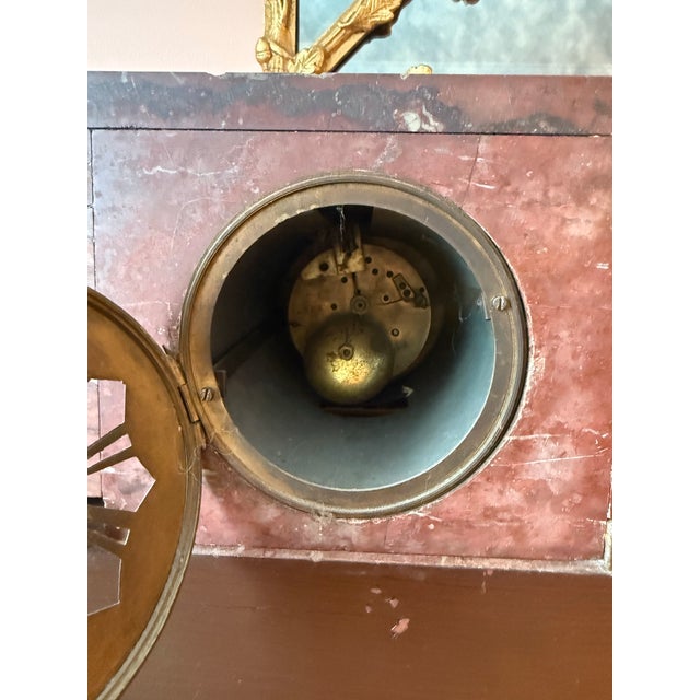 Late 19th Century 19th-Century French Bernoux Paris Rouge Marble & Gilt Bronze Mantel Clock, C. 1875 For Sale - Image 5 of 5
