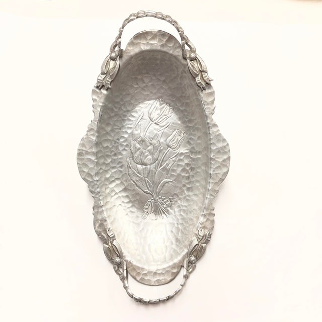 Metal 1960s Hammered Aluminum Tulip Tray For Sale - Image 7 of 8