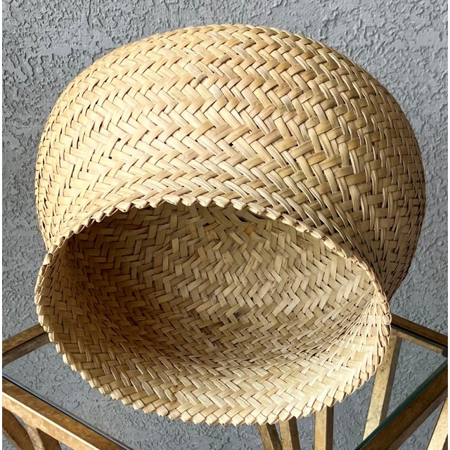 Late 20th-Century Nicely-Sized Tarahumara Handwoven Sotol Leaf Cachepot, Mexico For Sale - Image 15 of 18
