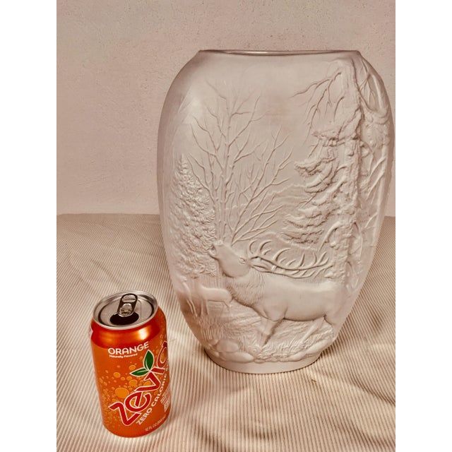 1980s Traditional Kpm Bisque Porcelain Vase For Sale - Image 10 of 11