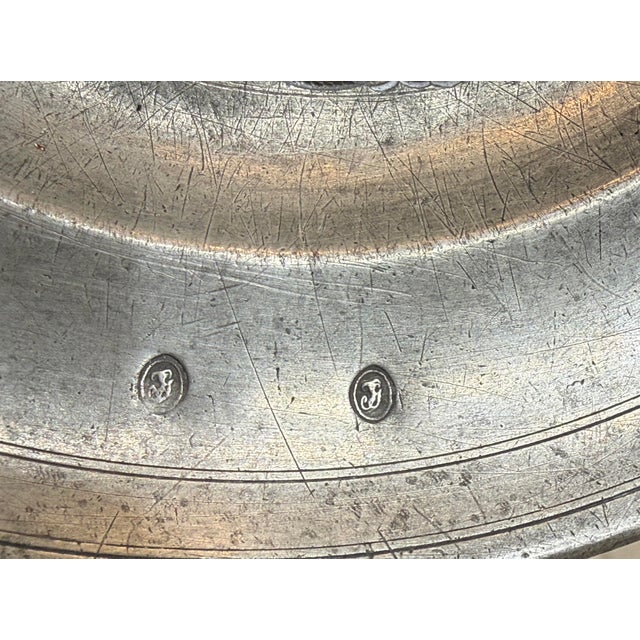 Antique 18th Century Tooled Engraved Handmade Portrait Pewter Plaque Plate Dish For Sale In New York - Image 6 of 9