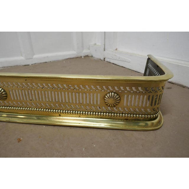 Victorian Arts & Crafts Pierced Brass Fender, 1880s For Sale - Image 6 of 7