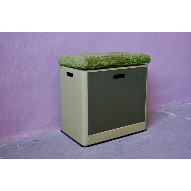 Plastic Space-Age Laundry Ottoman in Green Plastic from Emsa, West Germany, 1970s For Sale - Image 7 of 11