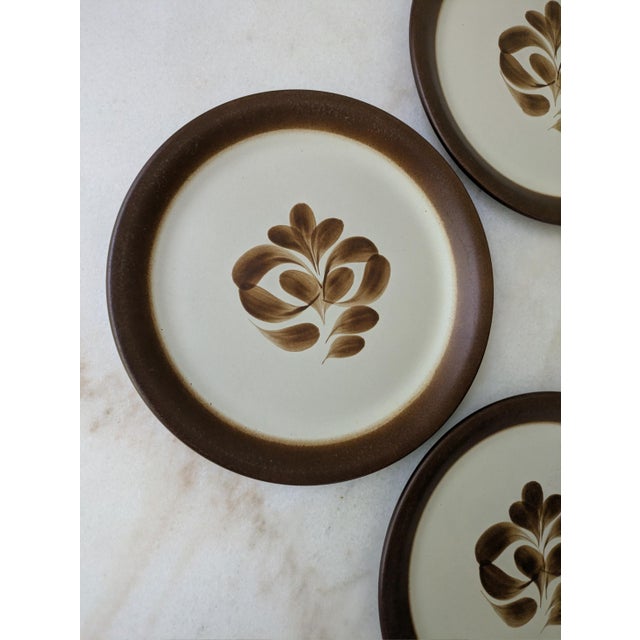 Mid-Century Modern 1970s Stoneware Dinner Plate Dishware Set Made in Norway For Sale - Image 3 of 8