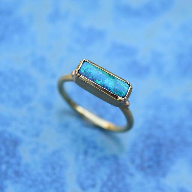 Brooke Gregson 18k Gold Boulder Opal Ring, Size 6.5 For Sale - Image 9 of 9