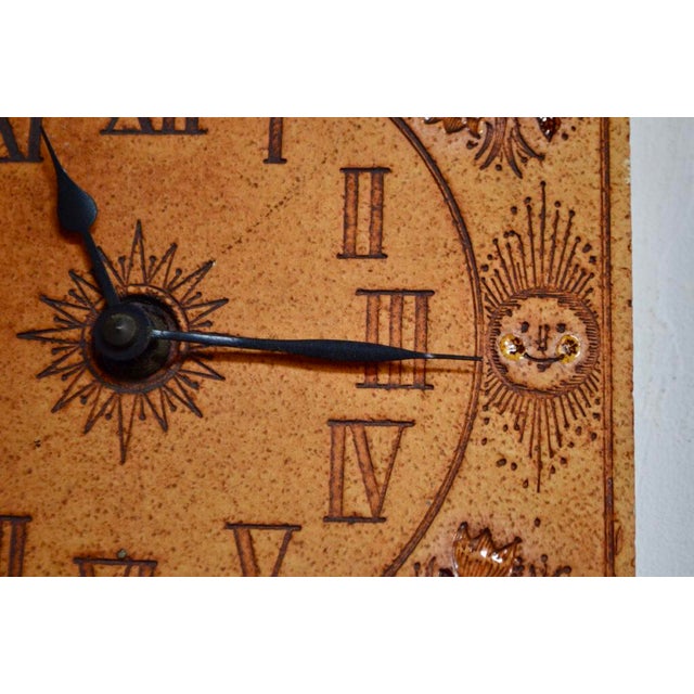 Les amoureux de Peynet Clock by Roger Capron, France, Vallauris For Sale - Image 9 of 14