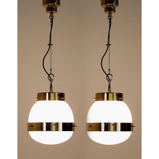 Delta Grande Pendant Light in Glass & Brass attributed to Sergio Mazza for Artemide, 1960s, Set of 2 For Sale - Image 10 of 13