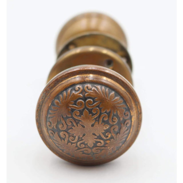 Antique Vernacular Reading Brass Passage Door Knob Set For Sale - Image 4 of 6