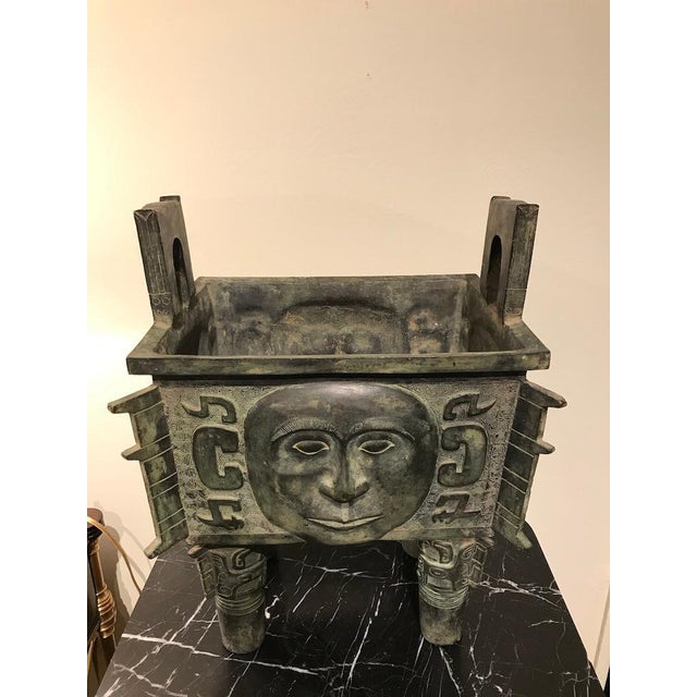 Mid 20th Century Chinese Archaistic Bronze Ritual Vessel For Sale - Image 5 of 12