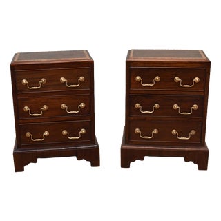 Victorian Bedside Chests in Mahogany, 1890, Set of 2 For Sale