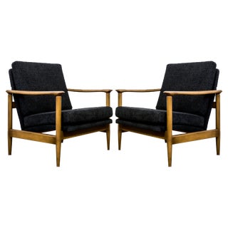 GFM 142 Armchairs by Edmund Homa for Gościcńskie Furniture Fabryki, 1960s, Set of 2 For Sale