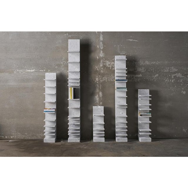 Spacco 120 Vertical Bookcase in Bianco Carrara Marble by Bufalini Marmi For Sale - Image 4 of 13