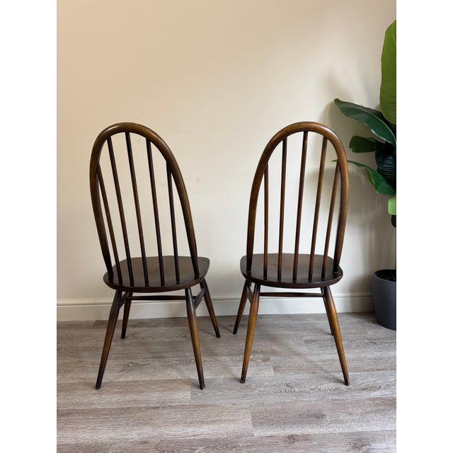 Set of Four Ercol Windsor Quaker Dining Chairs in golden dawn finish. Condition report: These are in good vintage...