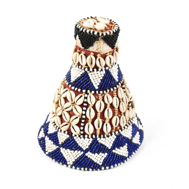 Early 20th Century Kuba Beaded Noble's Hat with Cowrie Shells For Sale - Image 4 of 7